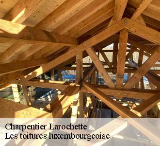 Les toitures luxembourgeoise et les travaux de réparation des charpentes à Larochette dans le